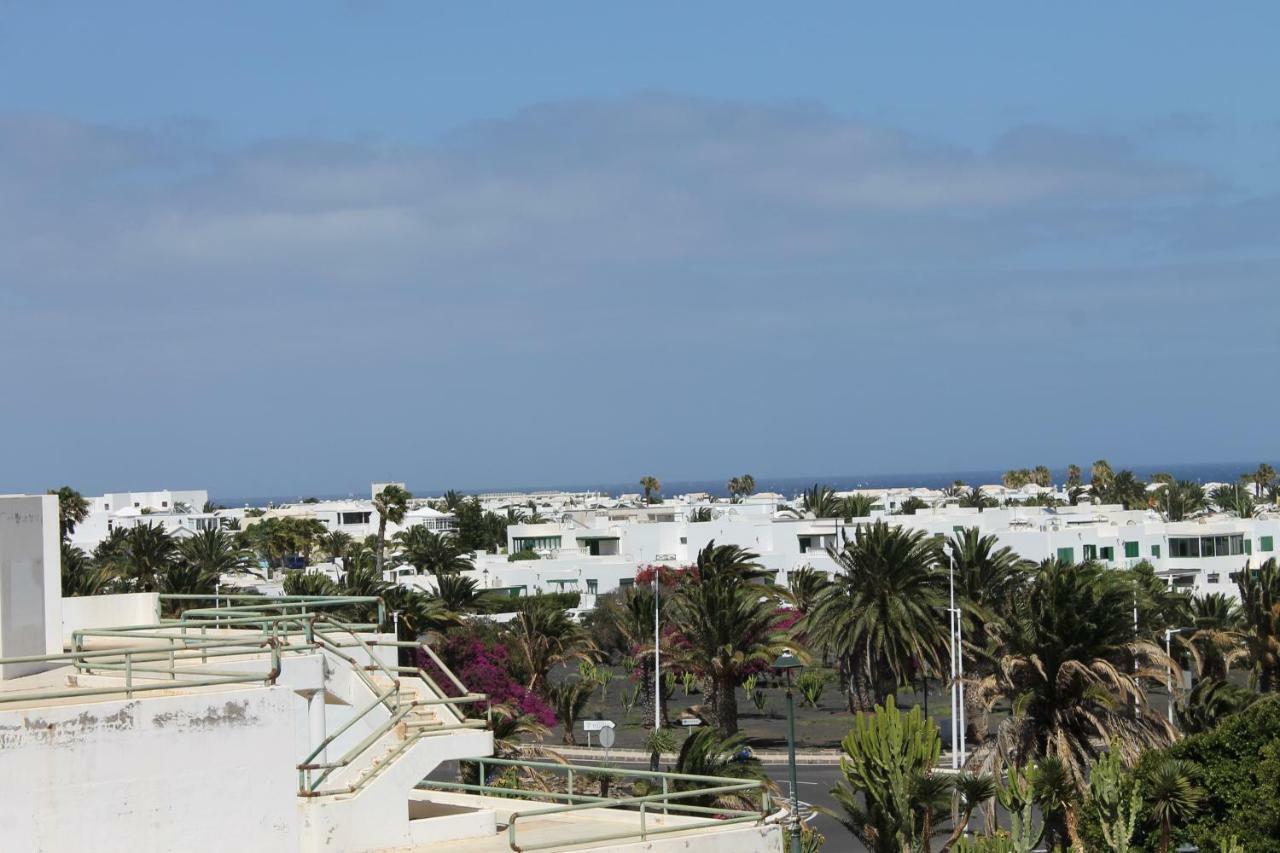 Apartment Golden Costa Teguise Bagian luar foto